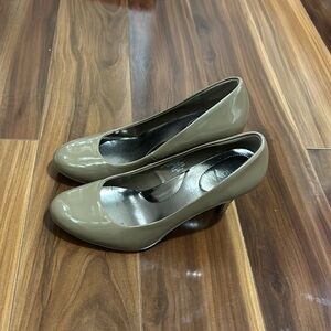 Nude heels
